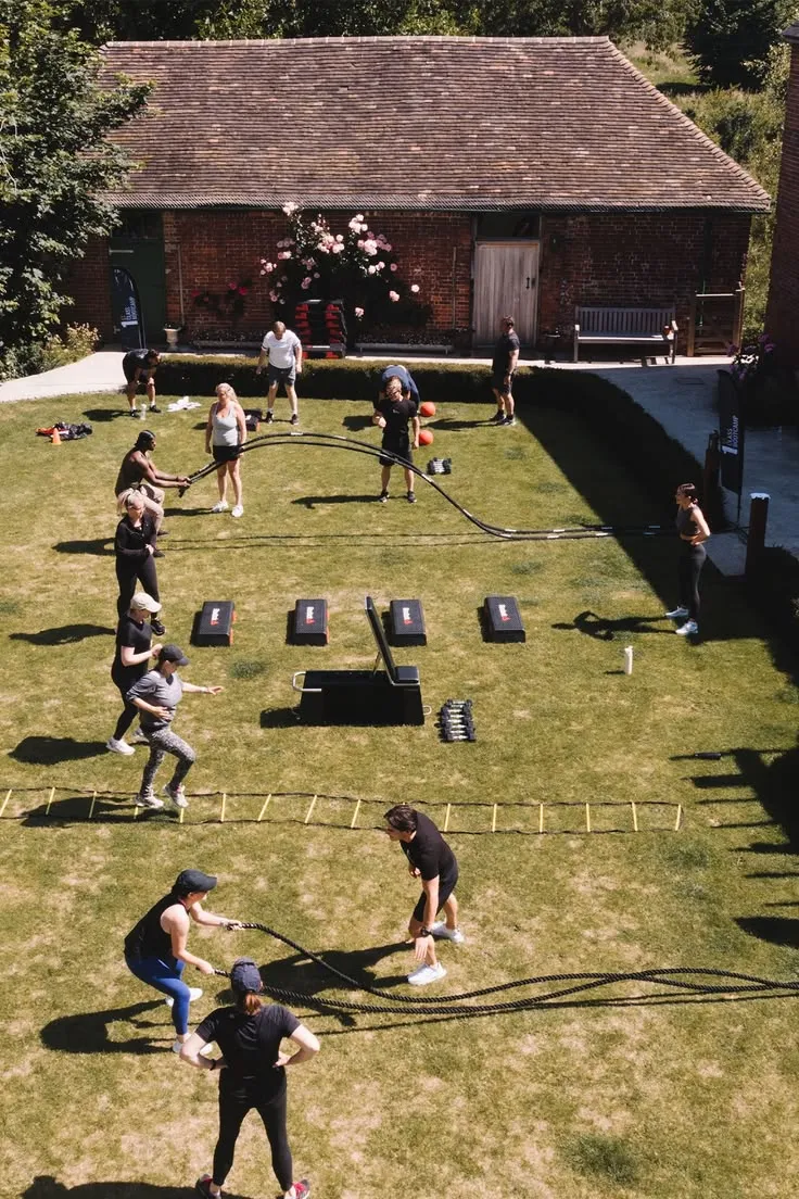 Natural obstacle used for bodyweight progression